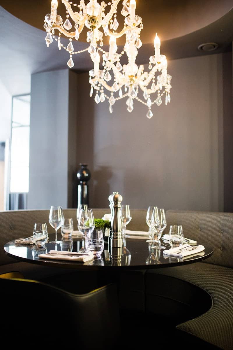 Restaurant Le Cambronne Bistrot Chic à Nantes, France