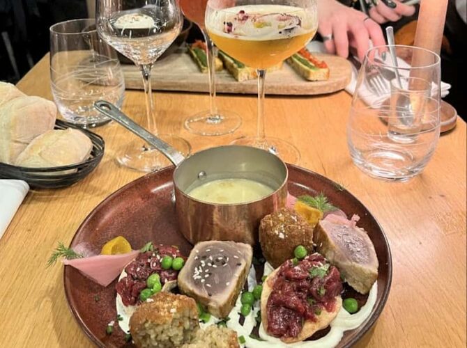 Restaurant Le Cambronne Bistrot Chic à Nantes, France