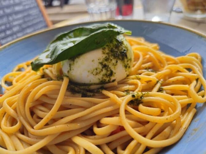 Le Casa Nova – Restaurant Vieux Port à Marseille, France