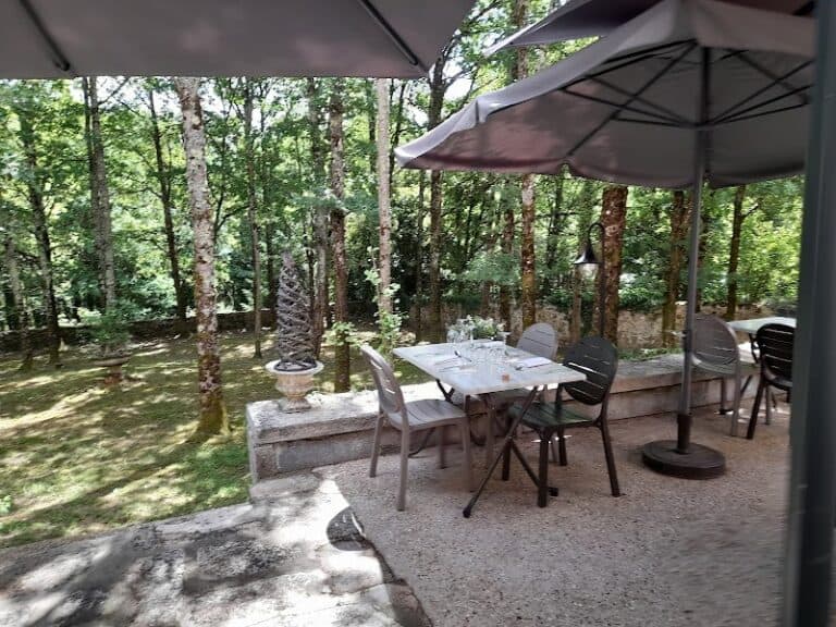 Restaurant Le Castel de Glane à Saint-Junien, France — photo 1