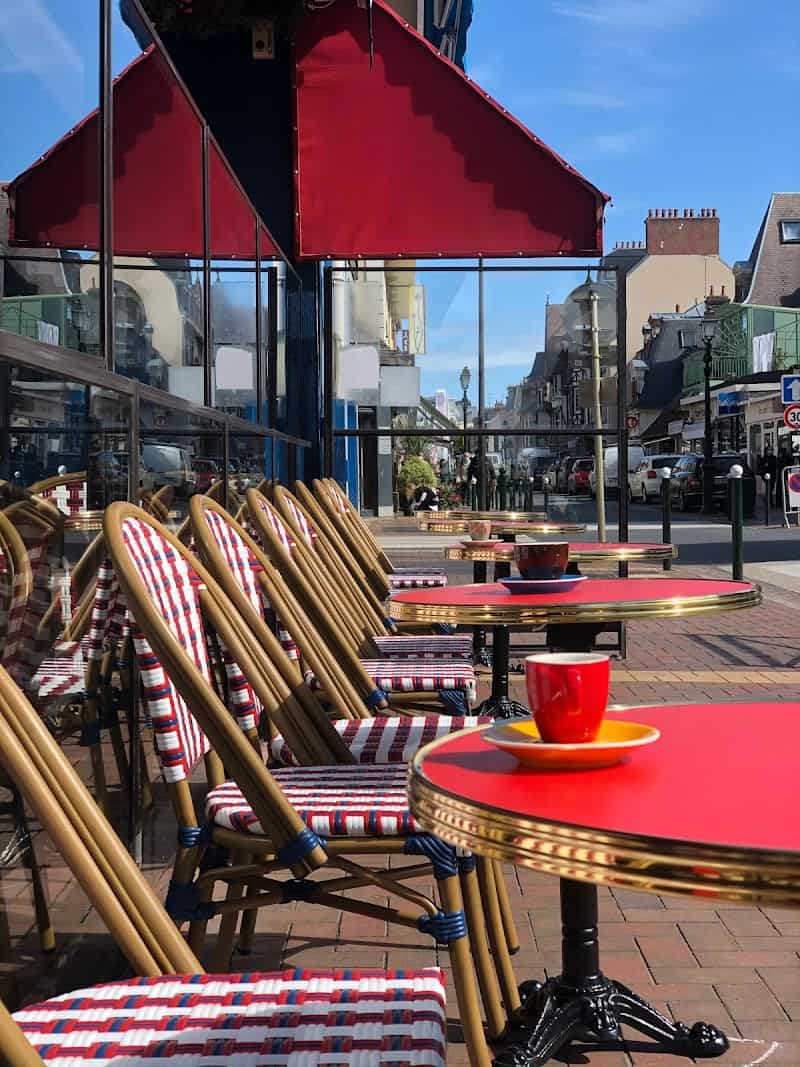 Restaurant Le Central à Cabourg, France