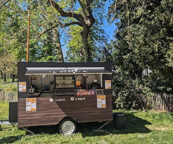 Restaurant LE CHALET M’ à Orly, France