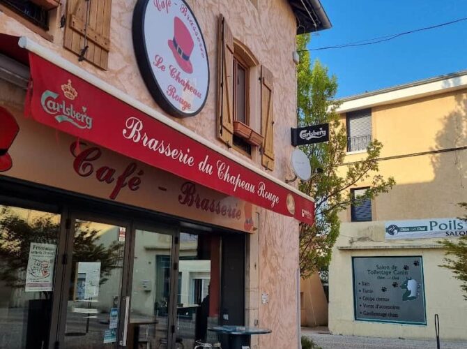 Restaurant Le Chapeau Rouge à La Verpillière, France