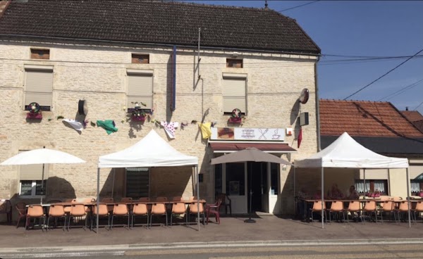 Le Chariot Bar Restaurant à Buncey, France