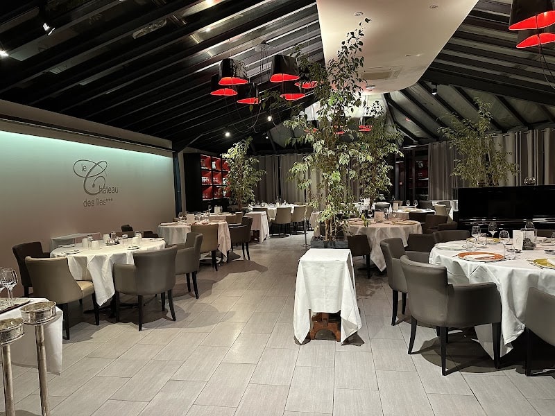 Restaurant Le Château des Iles à Saint-Maur-des-Fossés, France