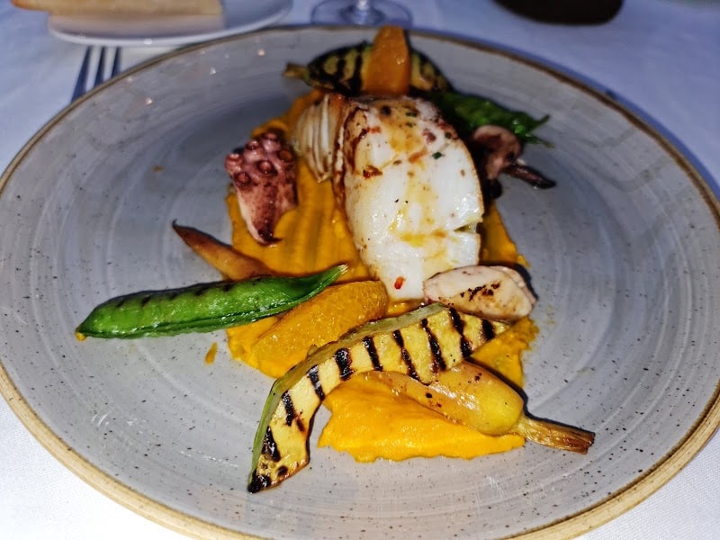 Restaurant Le Château des Iles à Saint-Maur-des-Fossés, France