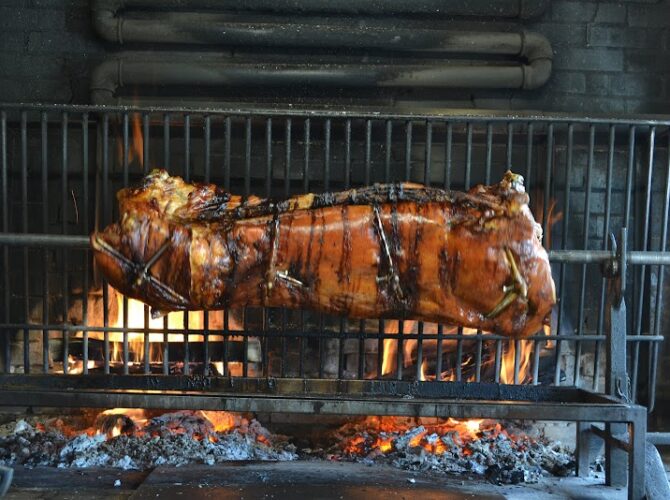 Restaurant Le Chaudron Magik’ à Ouilly-le-Vicomte, France
