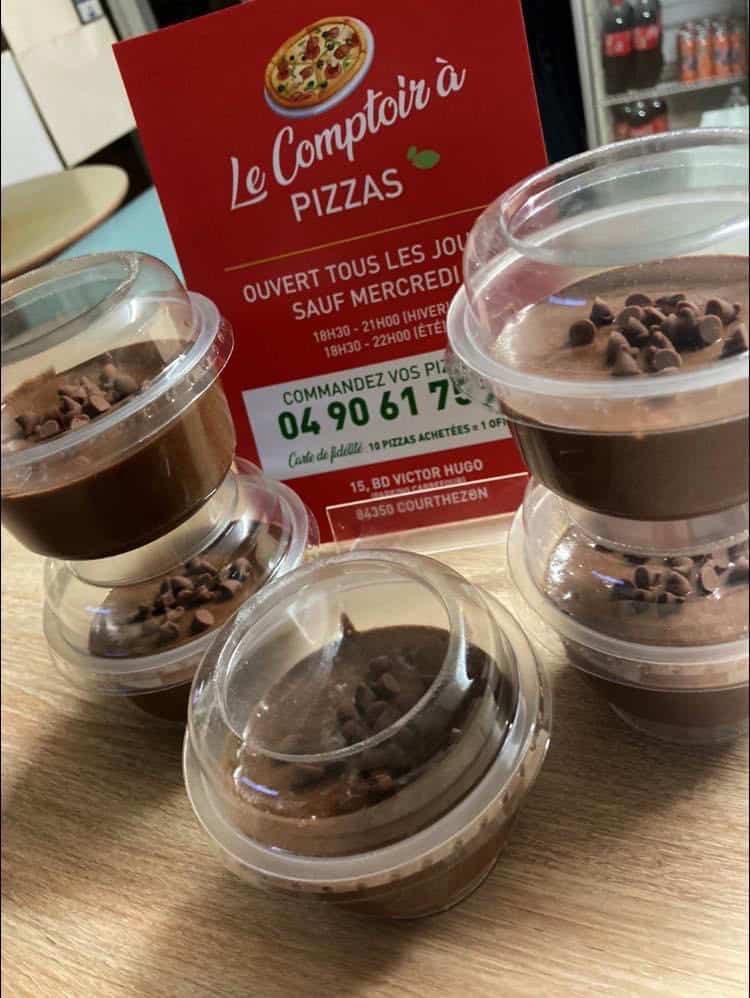 Restaurant Le comptoir a pizzas à Courthézon, France