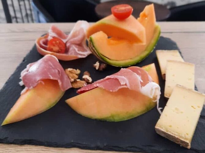 Restaurant Le comptoir de Germain à Conques-en-Rouergue, France