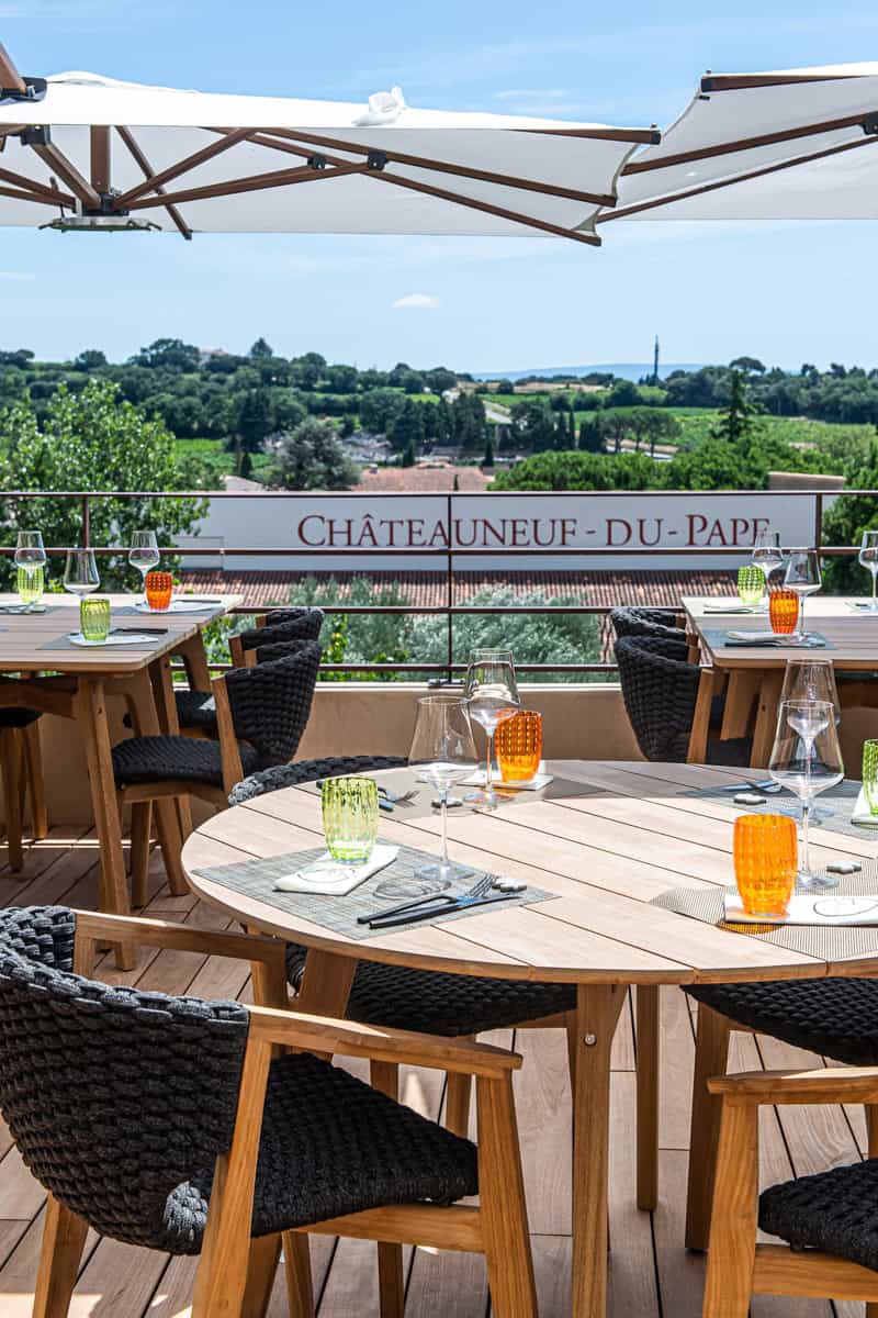 Restaurant Le Comptoir de La Mère Germaine à Châteauneuf-du-Pape, France