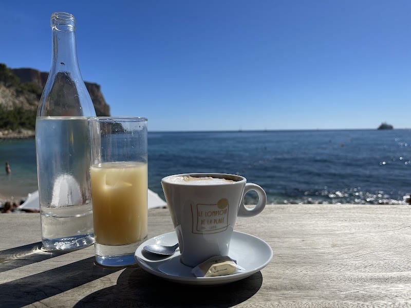 Restaurant Le Comptoir de la Plage à Cassis, France