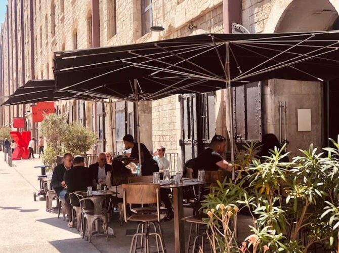 Restaurant Le Comptoir des Docks à Marseille, France