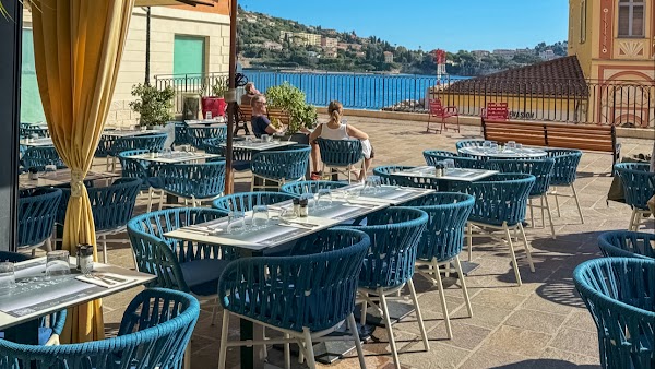 Restaurant Le Cosmo à Villefranche-sur-Mer, France
