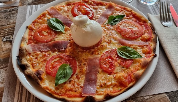 Restaurant Le Crystalin à La Roche-sur-Yon, France