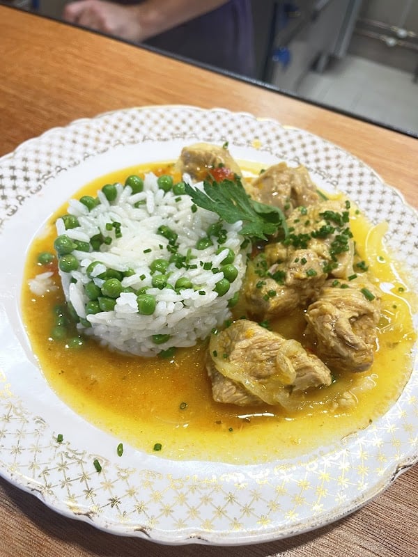 Restaurant le dépôt à Saint-Jean-d'Angély, France