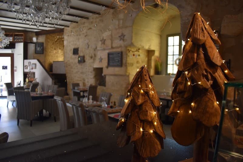 Restaurant LE DONJON GOURMAND “Bistrot à l’italienne” à Alleins, France