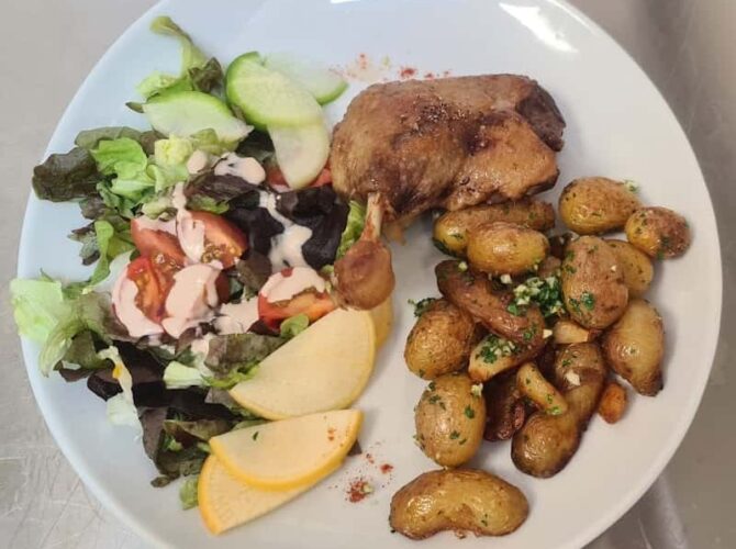 Le Douze Heures Restaurant à Trappes, France