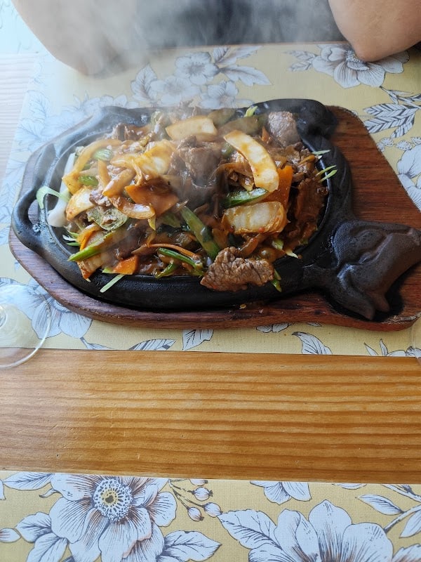 Restaurant Le Dragon D’Or à La Roche-sur-Yon, France