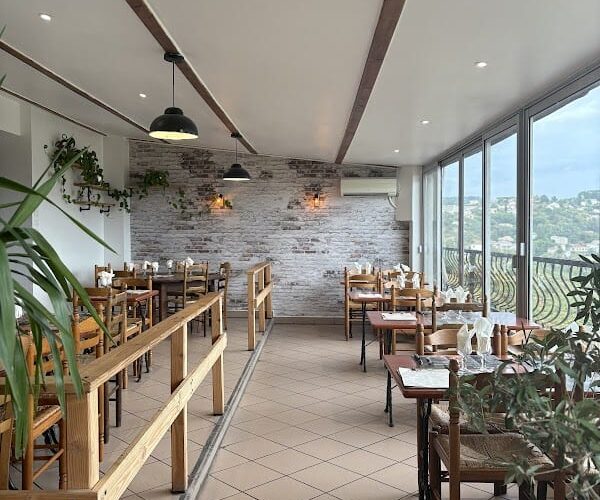 Restaurant Le Duguesclin à Aubenas, France