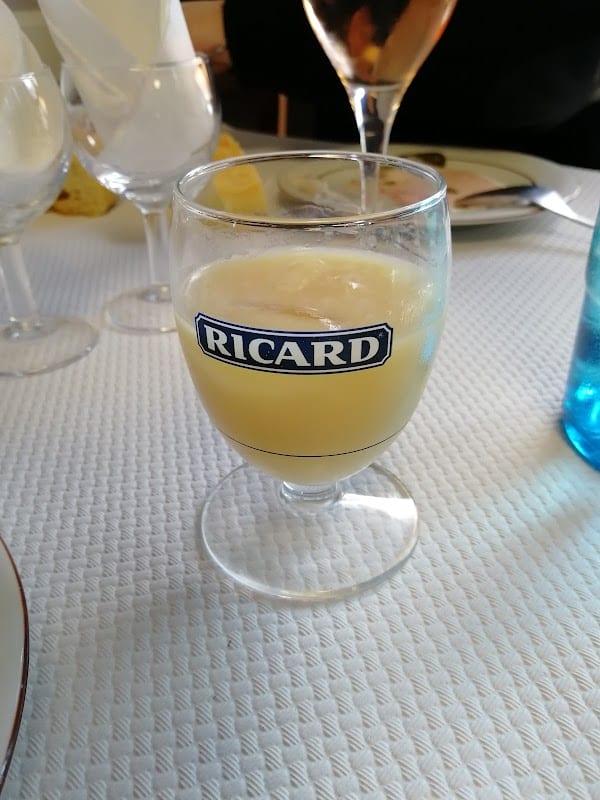 Restaurant Le Foucaud chez la puce à Vaulx-en-Velin, France