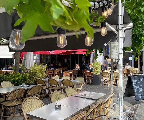 Restaurant LE FRANCE à Fontainebleau, France