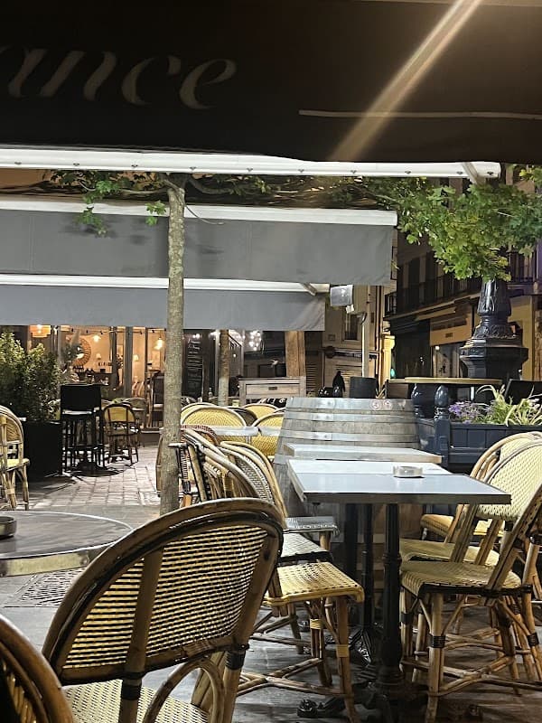 Restaurant LE FRANCE à Fontainebleau, France