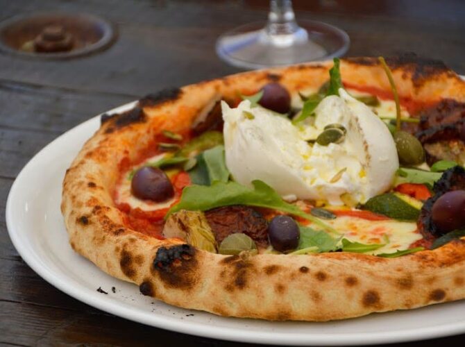 Restaurant Le Grain De Sel à La Roque-d'Anthéron, France