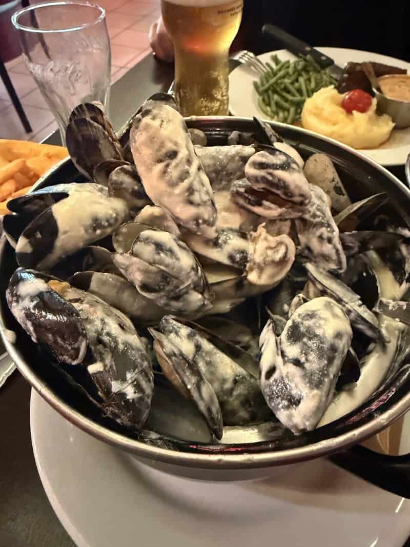 Restaurant Le Grand Cafe à Reims, France