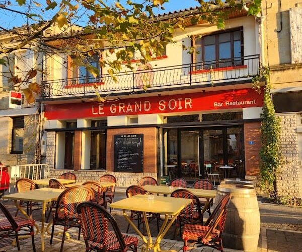 Restaurant Le Grand Soir à Langoiran, France