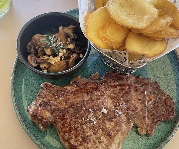 Restaurant Le Grill des Arènes à Béziers, France