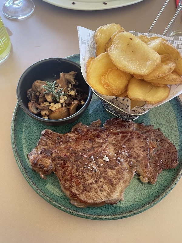 Restaurant Le Grill des Arènes à Béziers, France