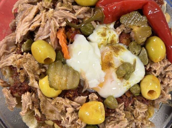 Restaurant Le Grill House à Jouy-le-Moutier, France