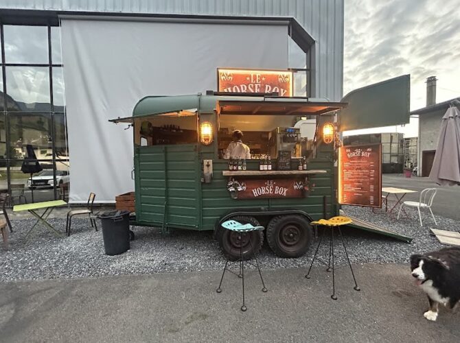 Restaurant Le Horse Box à Marnaz, France