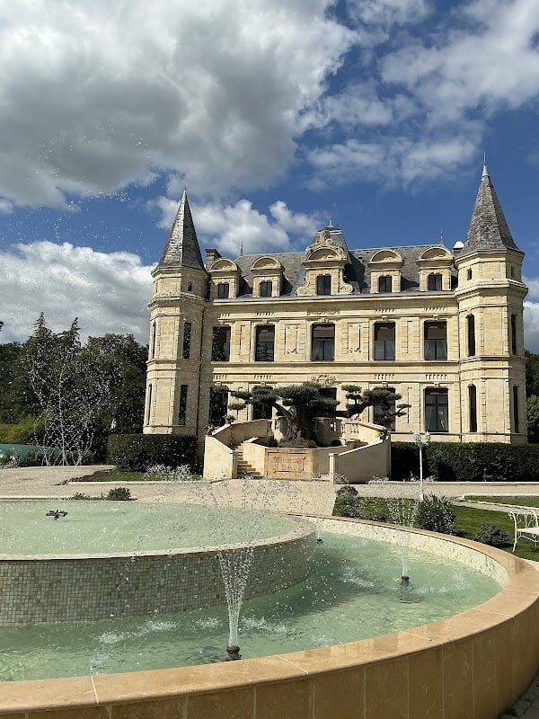 Restaurant Le Jardin des Mirabelles à Camiac-et-Saint-Denis, France