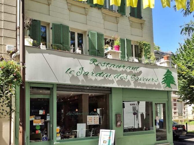 Restaurant Le Jardin des saveurs à Mantes-la-Jolie, France
