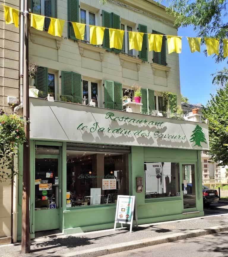 Restaurant Le Jardin des saveurs à Mantes-la-Jolie, France — photo 1