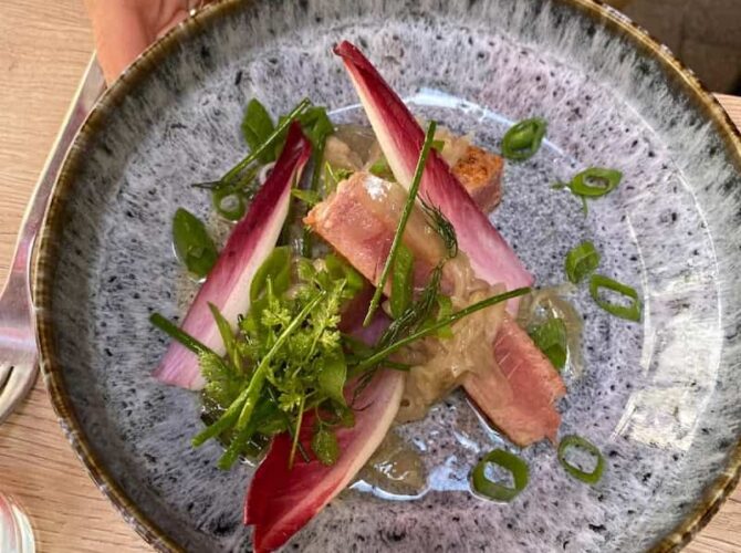 Restaurant Le Kaskarot à Saint-Jean-de-Luz, France