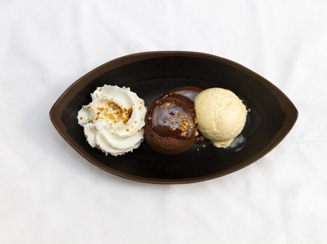 Restaurant Le Kaz, Brasserie Panoramique Du Casino De Cabourg à Cabourg, France