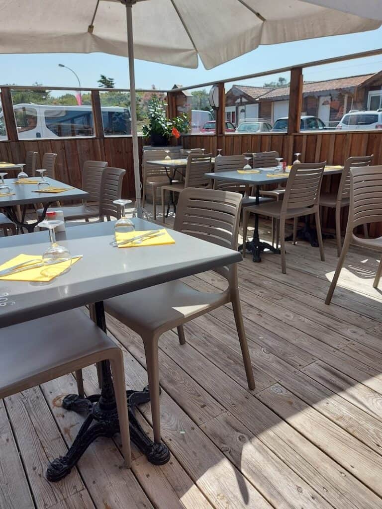 Le Lamparo restaurant à Soulac-sur-Mer, France — photo 1