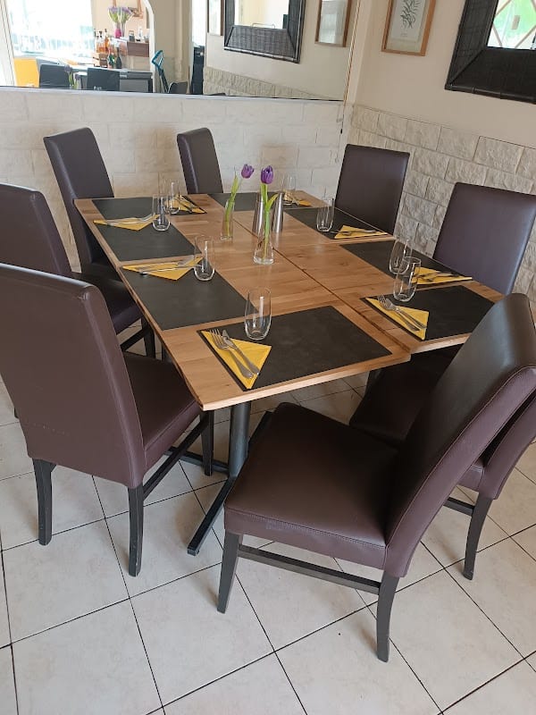 Restaurant Le Lavandou à Savigny-sur-Orge, France