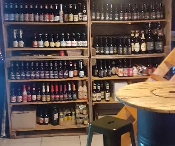 Restaurant Le Local à Bières de Juju à Sisteron, France