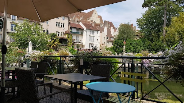 Restaurant le local à Dole, France