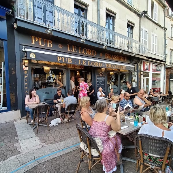 Restaurant Le Lord à Nevers, France