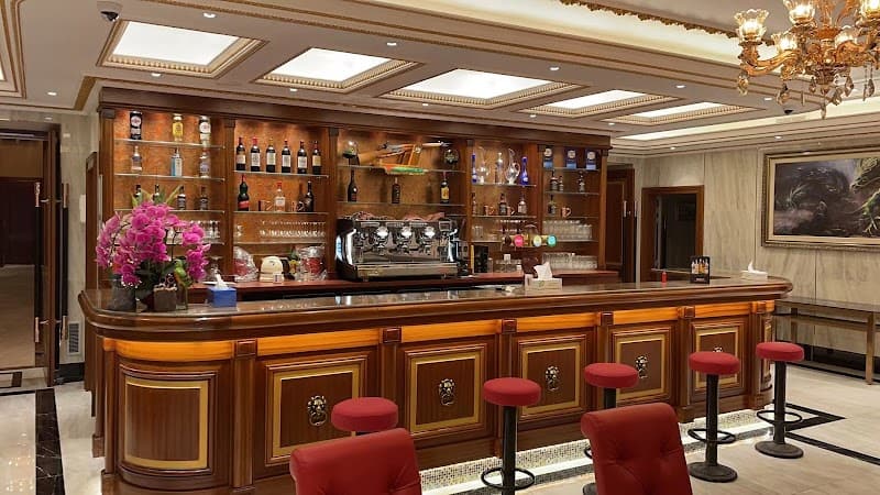 Restaurant LE LORENZO à Aubervilliers, France