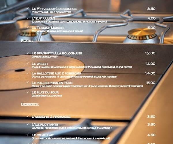 Le Lounge Restaurant Traiteur Hébergements à Breteuil, France