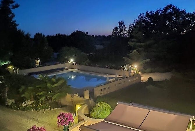 Le Manoir Saint-Jean Restaurant et Hotel de Charme près de Moissac à Saint-Paul-d'Espis, France