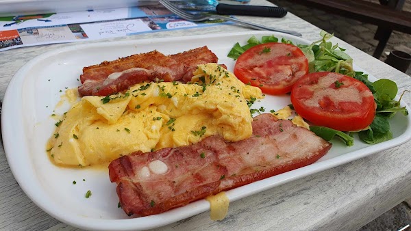 Restaurant Le Médiéval à Hierges, France