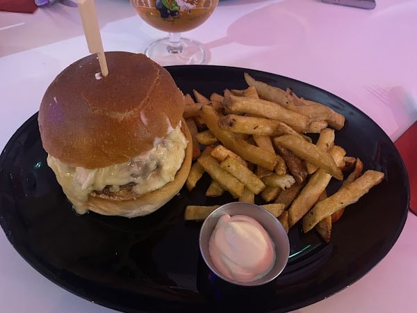 Restaurant LE MELTING à Crépy-en-Valois, France