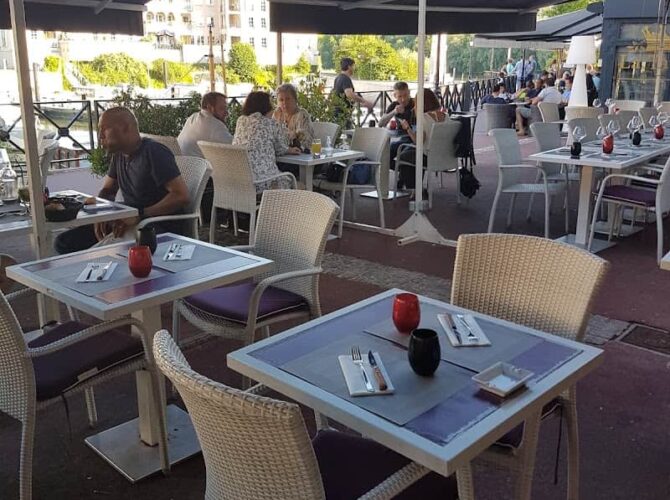 Restaurant Le Millésime du Port à Cergy, France