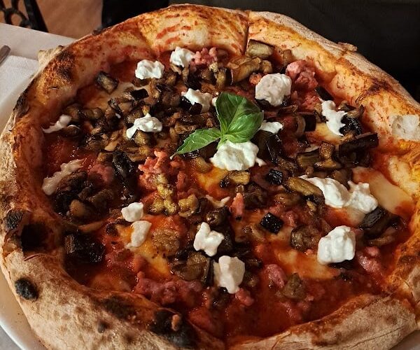 Restaurant Le Mori 7 à Sceaux, France